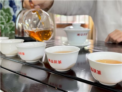 新興市場(chǎng)店